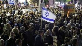 Unjuk rasa menentang gencata senjata terus berlangsung di Israel
