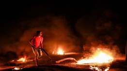 Pemuda Gaza kembali gelar demonstrasi malam di perbatasan