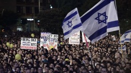 Ratusan Orang Israel Berdemonstrasi Menentang Netanyahu