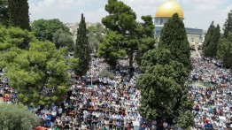 Meski akses diperketat, 30 ribu warga Palestina berhasil laksanakan shalat Jumat di Masjid Al-Aqsa