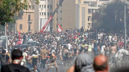 Pasca Ledakan Pelabuhan Beirut, Ribuan Warga Turun ke Jalanan Berunjuk Rasa