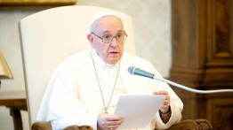Paus Fransiskus Ingatkan Otoritas Italia Tidak Buru-Buru “Rayakan” Kemenangan Atas Corona
