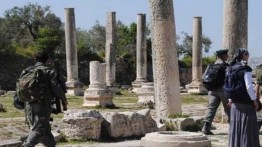 Pemukim Israel Serbu Situs Arkeologi Palestina di Sebastia