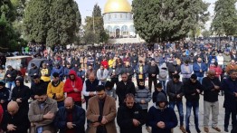 Empat puluh lima ribu warga Palestina laksanakan shalat Jumat di Masjid Al-Aqsa