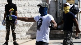 Bentrokan Pemuda Palestina dengan IDF di Yerusalem