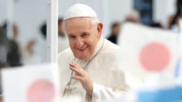 Paus Fransiskus tolak draf perdamaian yang menguntungkan Israel