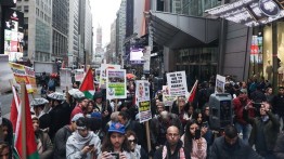 Suarakan dukungan  untuk Palestina, warga AS dari berbagai lapisan gelar aksi solidaritas di New York