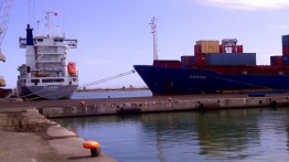 Serikat Buruh Tunisia dan aktivis BDS usir kapal Israel dari pelabuhan Rades