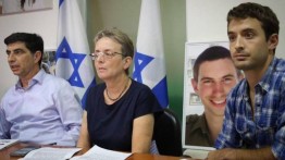 Pasok BBM ke Gaza, Netanyahu dikritik  keluarga prajurit Hadar Goldin