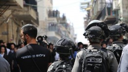 Kibarkan Bendera Israel dan Kencing di Halaman Masjid, Inilah Perilaku Ekstremis Yahudi Terhadap Al-Aqsa