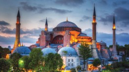 Pengadilan Turki Putuskan Hagia Sophia Kembali Menjadi Masjid