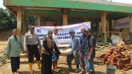 TITIPAN DARI RAKYAT PALESTINA UNTUK WARGA KORBAN BANJIR, Bentuk Kecintaan pada Indonesia, Masyarakat Palestina Salurkan Bantuan untuk Korban Banjir di Banten