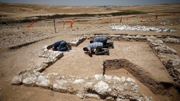 Puing bangunan salah satu Masjid tertua di dunia ditemukan  di gurun Negev, Palestina