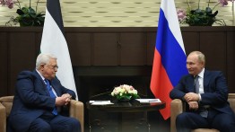 Vladimir Putin Sambut Presiden Palestina Mahmud Abbas di Sochi