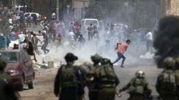 Tentara Israel serang pemrorotes dalam aksi pekanan di Tepi Barat dan Jalur Gaza