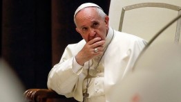 Paus Fransiskus: Saya sangat malu dengan pelecehan seksual terhadap anak-anak di gereja Irlandia