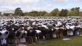 Seminggu setelah serangan Jum’at berdarah di Christchurch, umat Islam bersama Pangeran Yordania tunaikan sholat di Masjid An-nur