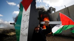Puluhan Warga Palestina Terluka dalam Serangan Israel Terhadap Pawai Damai di Nablus