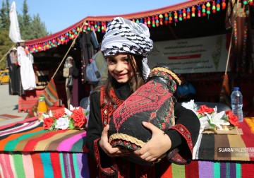 Rakyat Gaza peringati Hari Solidaritas Palestina dengan pameran budaya.